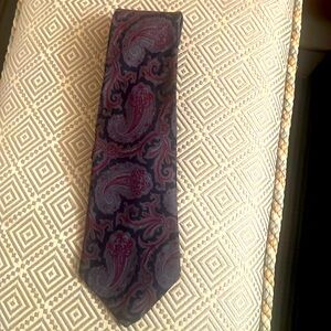 MENS tie Rivetz of Boston hand printed in Glencoe All Silk